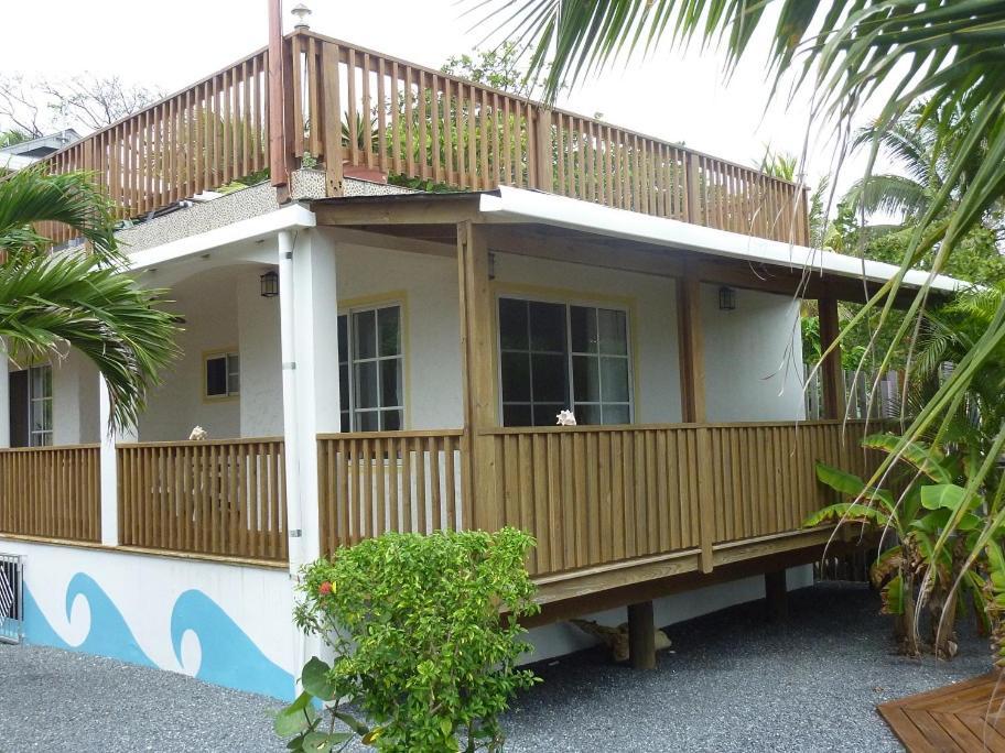 Wikkid Resort Dixon Cove Екстер'єр фото