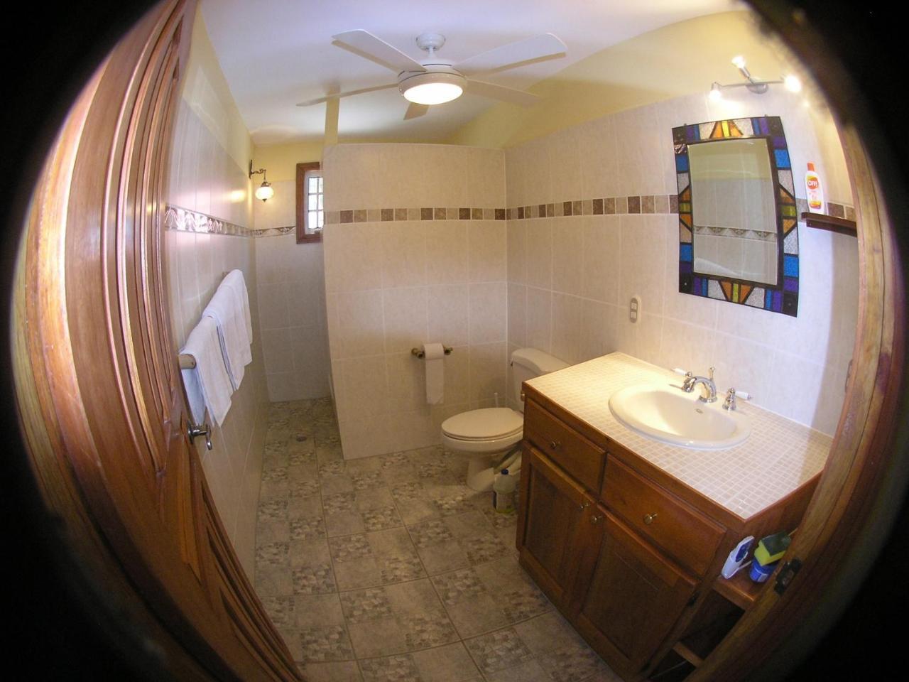 Wikkid Resort Dixon Cove Екстер'єр фото